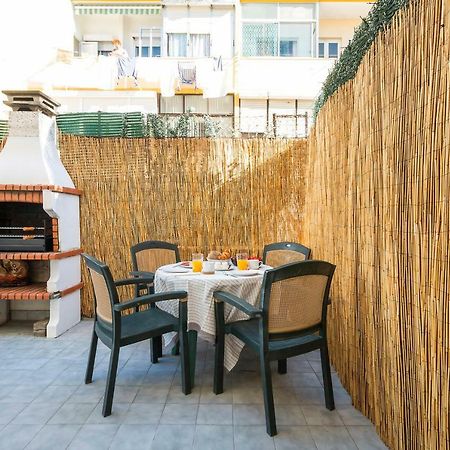 Om Free Caparica Beach House With Barbecue Appartamento Costa da Caparica Esterno foto